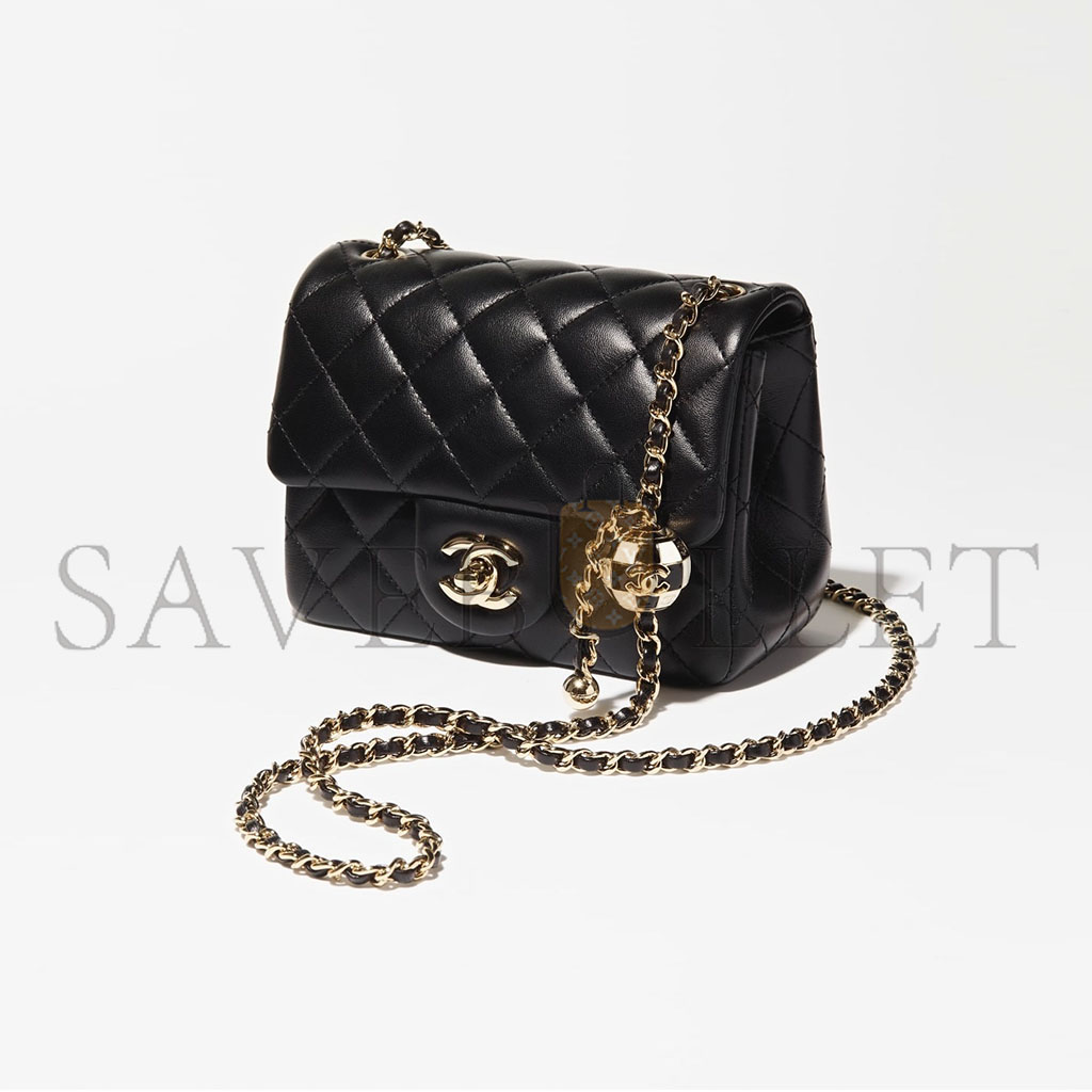 CHANEL MASTER MINI FLAP BAG AS1786 (18*13*7cm)